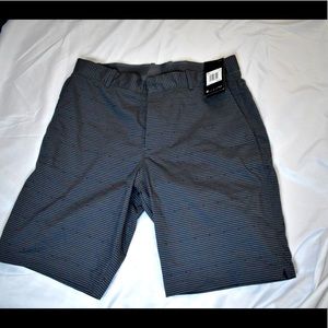 nike dri-fit golf shorts 33w